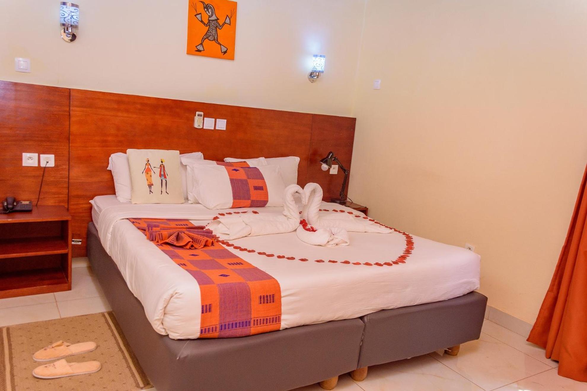 Hotel La Rose Blanche קורהוגו מראה חיצוני תמונה