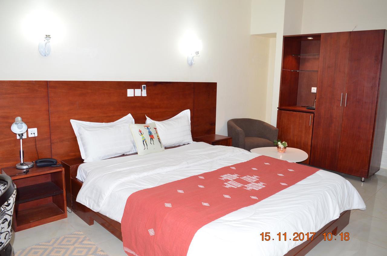 Hotel La Rose Blanche קורהוגו מראה חיצוני תמונה