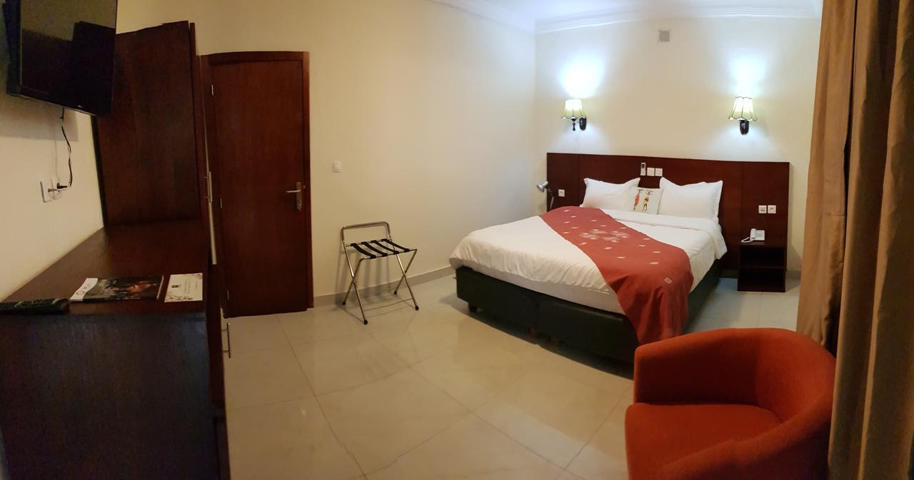 Hotel La Rose Blanche קורהוגו מראה חיצוני תמונה