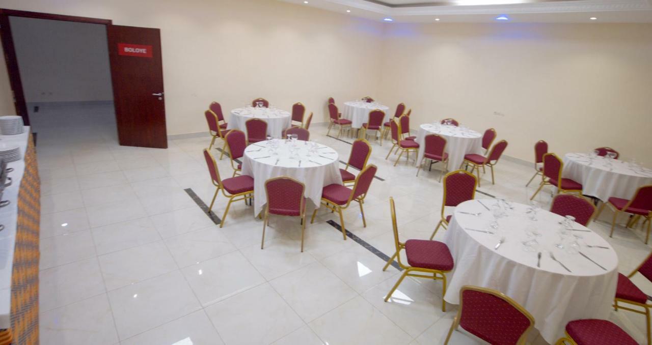 Hotel La Rose Blanche קורהוגו מראה חיצוני תמונה
