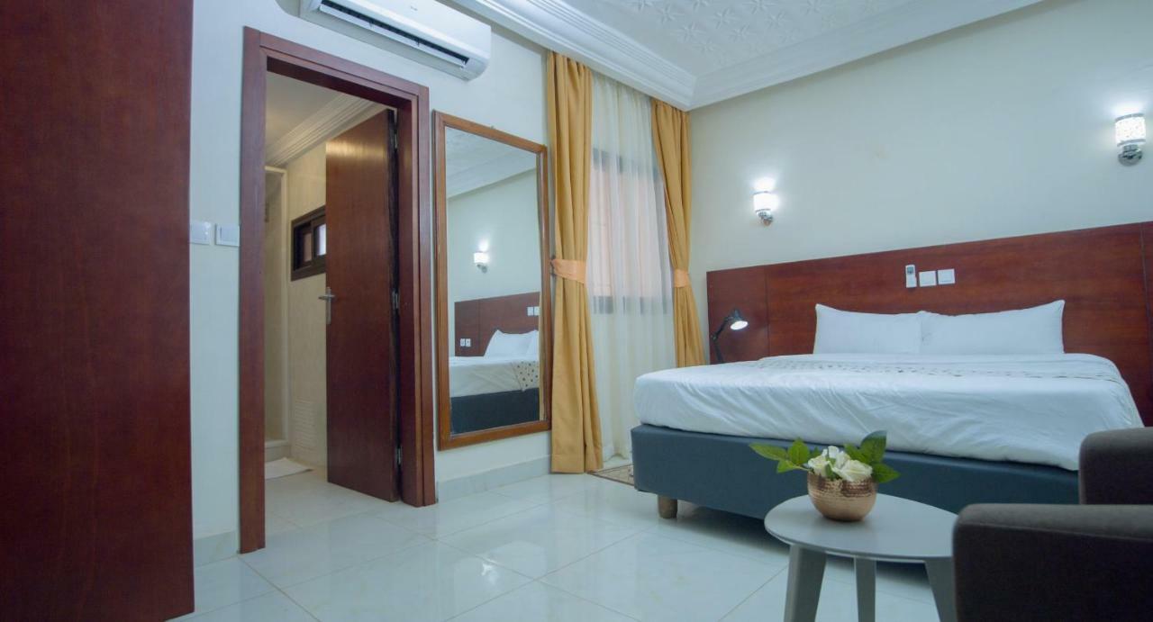 Hotel La Rose Blanche קורהוגו מראה חיצוני תמונה