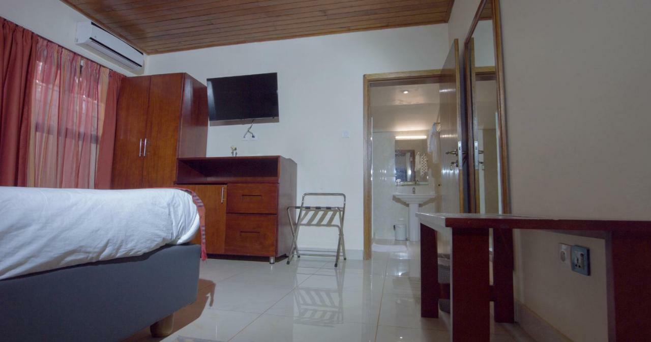 Hotel La Rose Blanche קורהוגו מראה חיצוני תמונה