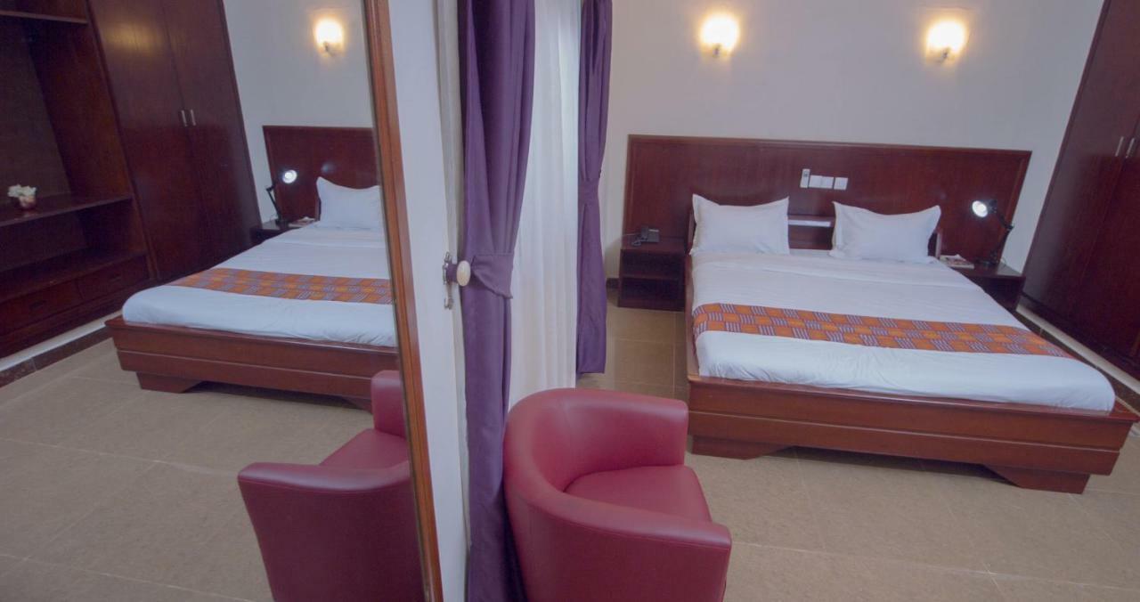Hotel La Rose Blanche קורהוגו מראה חיצוני תמונה