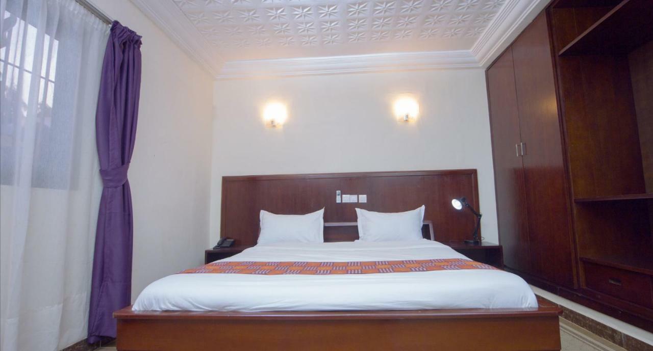 Hotel La Rose Blanche קורהוגו מראה חיצוני תמונה