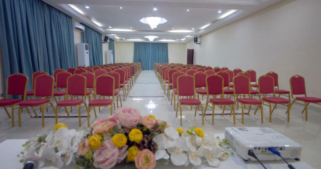 Hotel La Rose Blanche קורהוגו מראה חיצוני תמונה