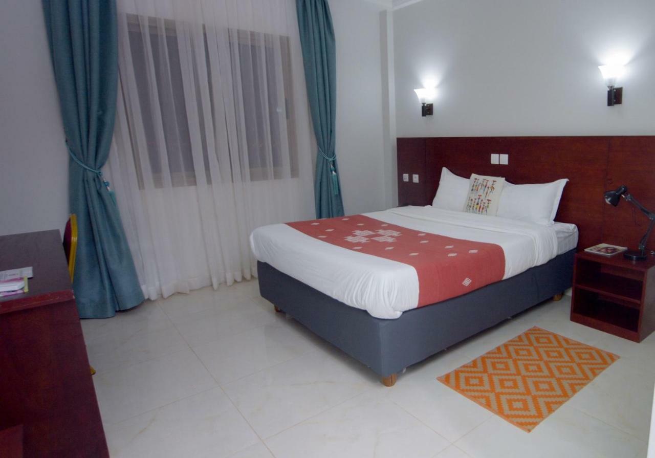 Hotel La Rose Blanche קורהוגו מראה חיצוני תמונה
